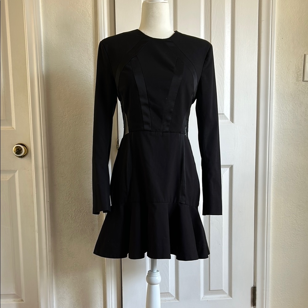 Elegant Black Long Sleeve Dress